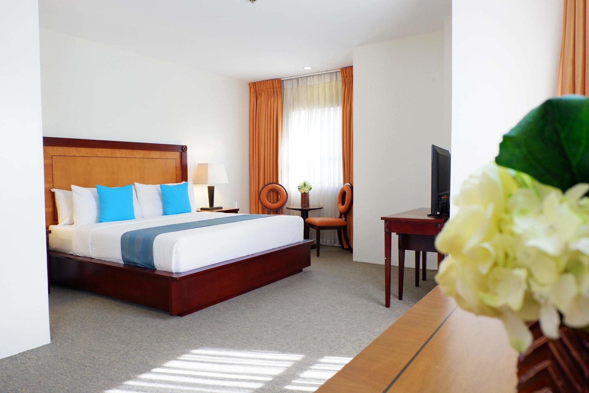 Citi Park Hotel Cebu Powered By Cocotel Екстер'єр фото