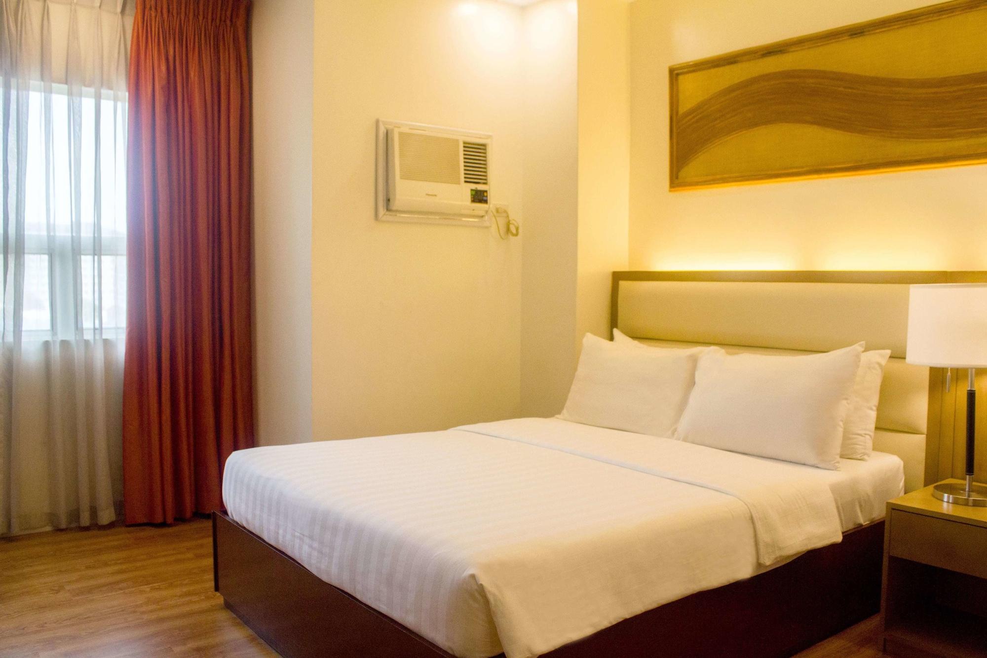 Citi Park Hotel Cebu Powered By Cocotel Екстер'єр фото