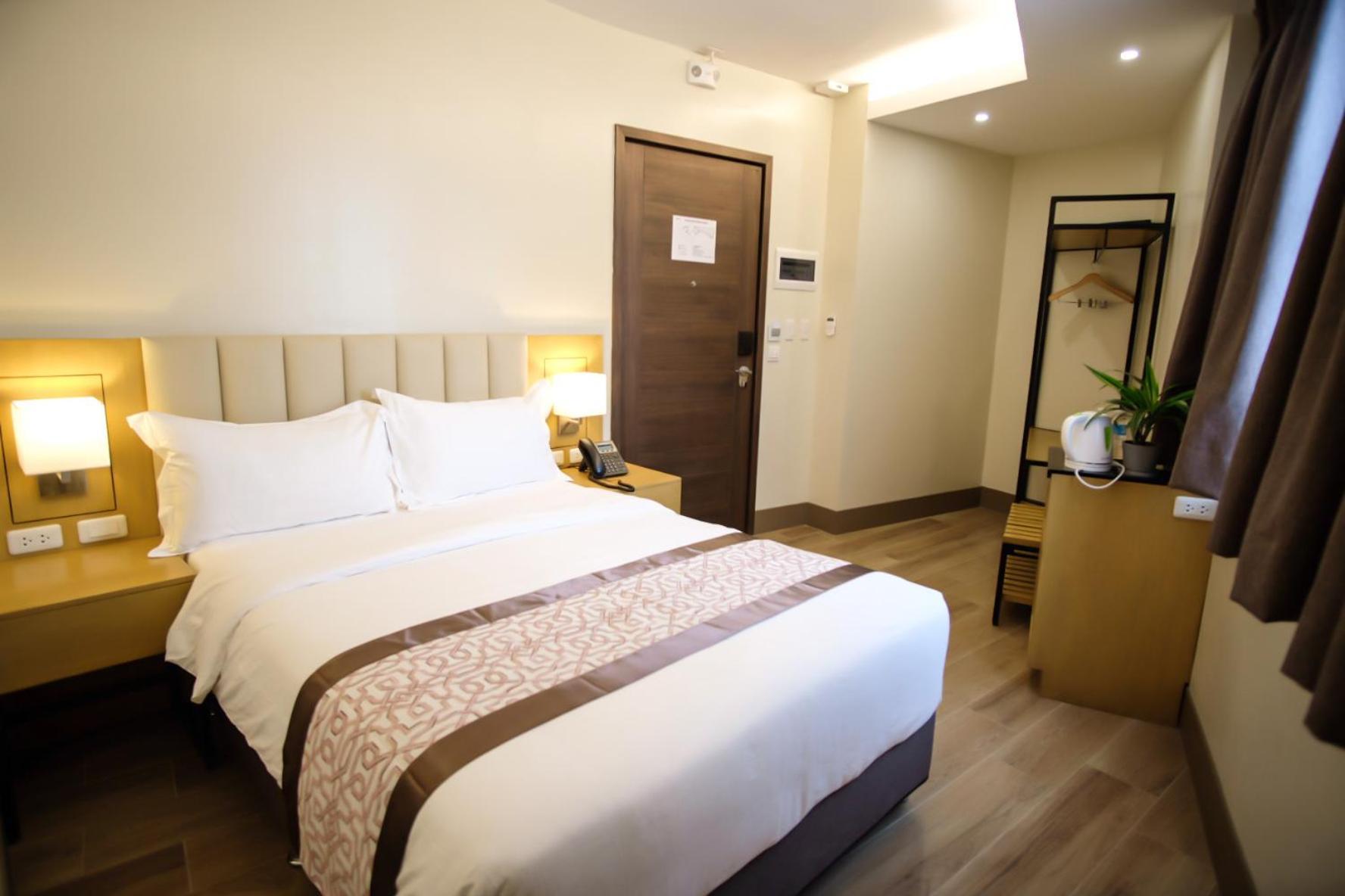 Citi Park Hotel Cebu Powered By Cocotel Екстер'єр фото