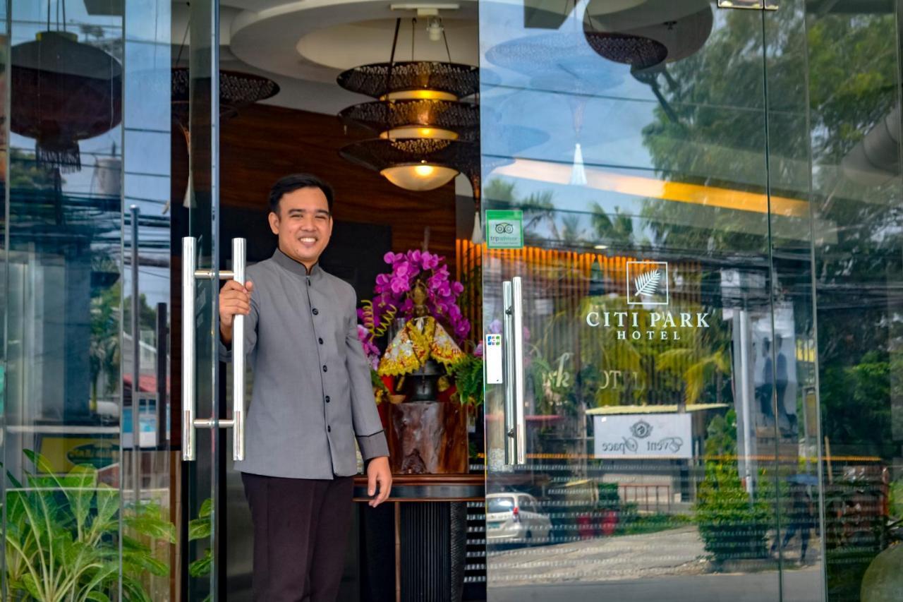 Citi Park Hotel Cebu Powered By Cocotel Екстер'єр фото